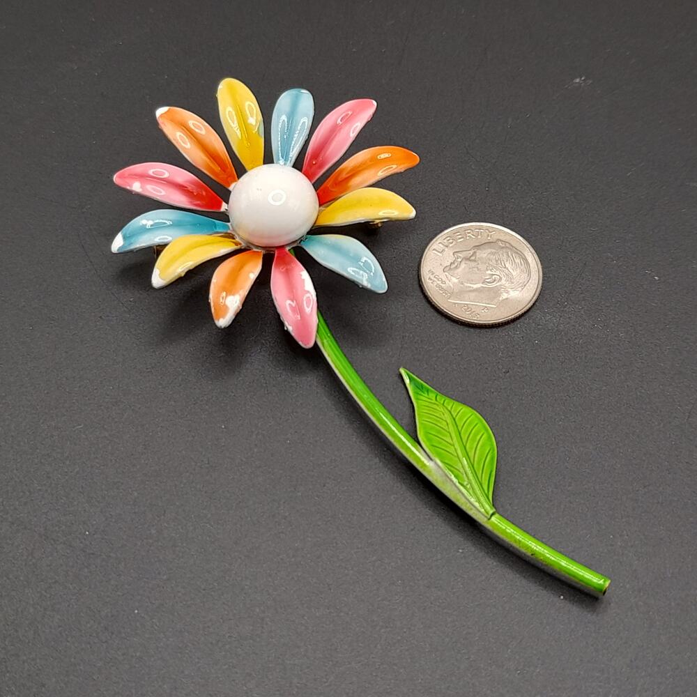 Vintage 1960s Daisy Multicolored Enamel Flower Stem Brooch